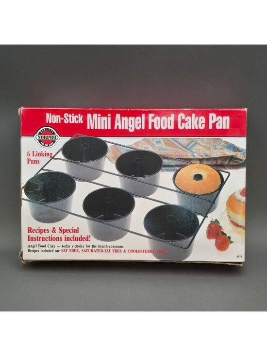Norpro Other - Norpro Nonstick Mini Angel Food Cake Pan 3975 Set Of 6 Linking Tube Pans NIB